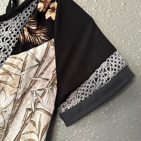 Vintage Black Floral Short Sleeve Midi Dress with Pockets Size Small Preloved - Picture 5 of 16